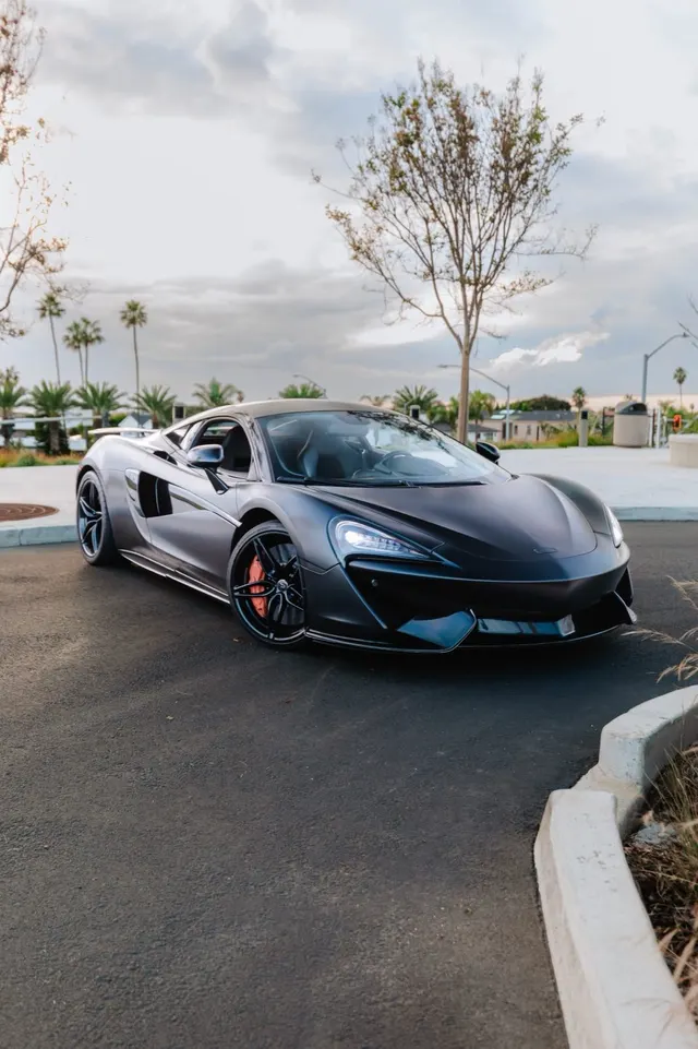 McLaren 570S