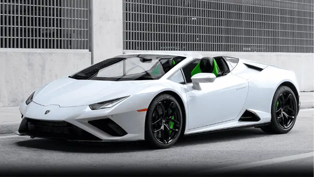 Lamborghini Huracan Evo Spyder - White Front