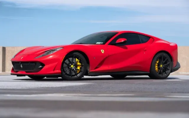 Ferrari 812 Superfast