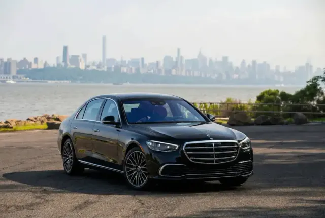 Mercedes-Benz S580