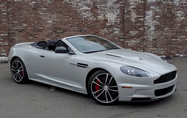 Aston Martin dbs