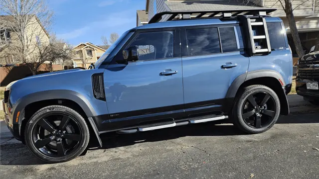 Land Rover Defender 110