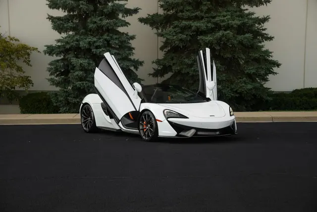 McLaren 570S Spyder