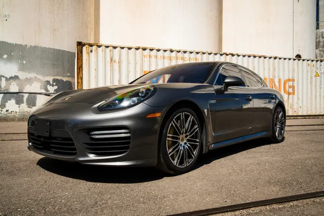 Porsche Panamera Turbo S