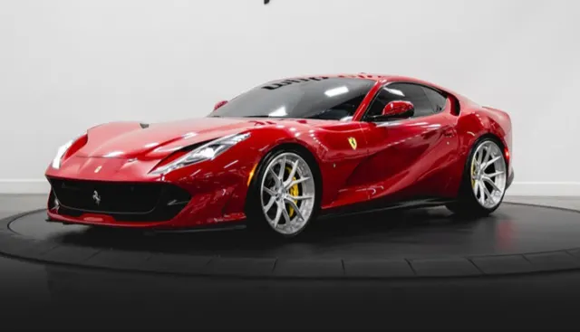 Ferrari 812 Superfast