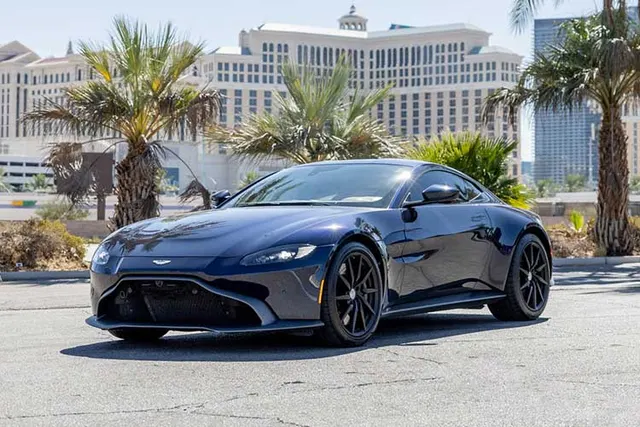 Aston Martin Vantage