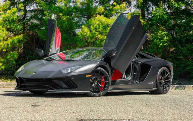 Lamborghini Aventador
